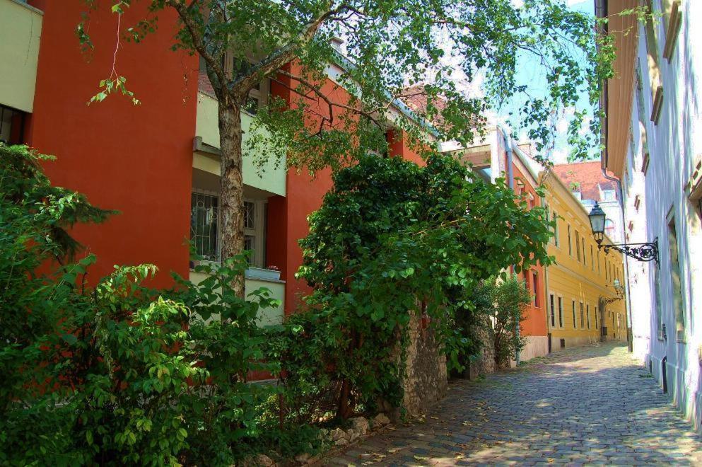 Buda Castle Apartments Budapest Ngoại thất bức ảnh