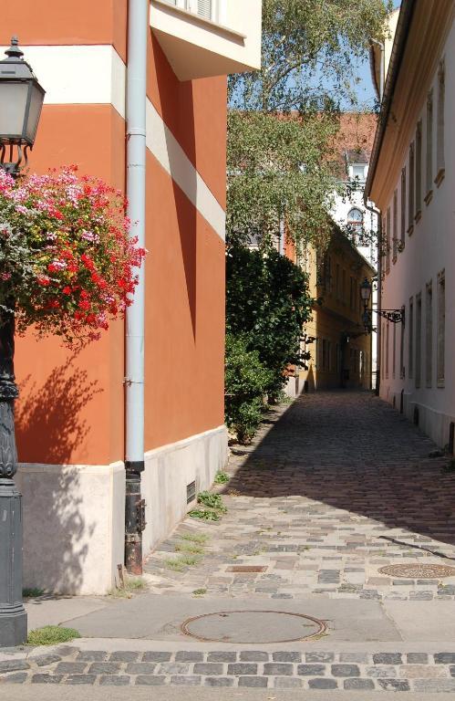Buda Castle Apartments Budapest Ngoại thất bức ảnh